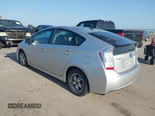 2010 Toyota Prius II with VIN JTDKN3DU2A0183041, listed as a IAAI auction lot 42023373 with 204,235 mi miles. Bid and sale history available at carsss.com. Image 3.