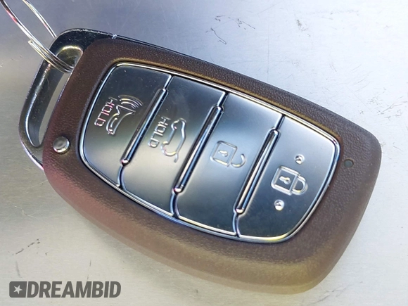 2022 Hyundai Ioniq SE z VIN KMHC75LCXNU271168, wystawiony jako IAAI lot #41073220 z przebiegiem 31 890 mil mil oraz . Historia ofert i sprzedaży dostępna na DreamBid. Obrazek 11.