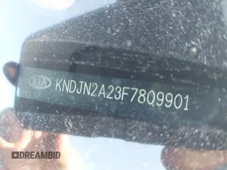 2015 Kia Soul with VIN KNDJN2A23F7809901, listed as a IAAI auction lot 41876718 with 111,786 mi miles. Bid and sale history available at carsss.com. Image 9.