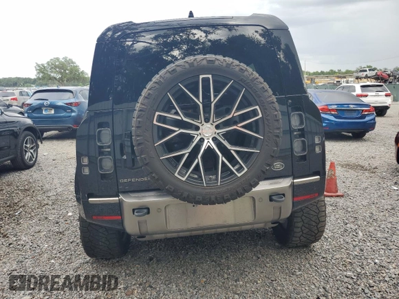 2020 Land Rover Defender X with VIN SALEX7EU4L2034420, listed as a Copart auction lot 59281815 with 41,249 mi miles and Salvage title. Bid and sale history available at DreamBid. Image 6.