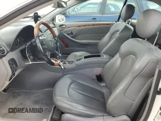 2008 Mercedes-Benz CLK 350 with VIN WDBTK56G88F234161, listed as a Copart auction lot 61867195 with 247,175 mi miles and Salvage title. Bid and sale history available at DreamBid. Image 7.