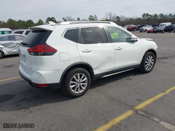 2019 Nissan Rogue SV with VIN KNMAT2MT6KP539390, listed as a IAAI auction lot 41555762 with NaN miles. Bid and sale history available at carsss.com. Image 4.