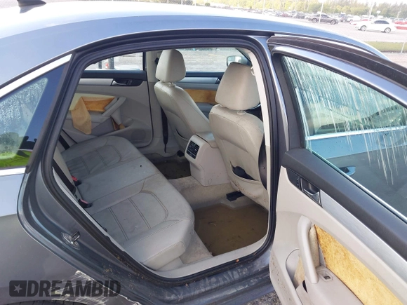 2013 Volkswagen Passat SE w/Sunroof & Nav with VIN 1VWBP7A35DC038217, listed as a IAAI auction lot 41944193 with 102,767 mi miles. Bid and sale history available at carsss.com. Image 8.
