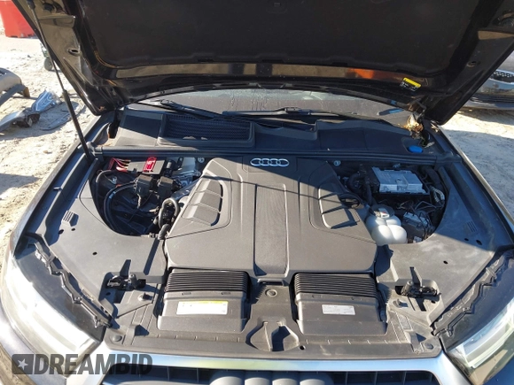 2019 Audi Q7 Prestige with VIN WA1VAAF72KD020723, listed as a IAAI auction lot 41154320 with 63,159 mi miles. Bid and sale history available at carsss.com. Image 10.