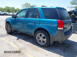 2005 Saturn VUE with VIN 5GZCZ33D35S825348, listed as a IAAI auction lot 42074908 with 141,340 mi miles. Bid and sale history available at carsss.com. Image 3.