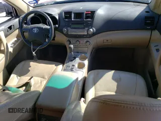 2008 Toyota Highlander z VIN JTEDS41A682063190, wystawiony jako Copart lot #56538975 z przebiegiem 283 133 mil mil oraz Szkoda całkowita • Salvage title. Historia ofert i sprzedaży dostępna na DreamBid. Obrazek 8.