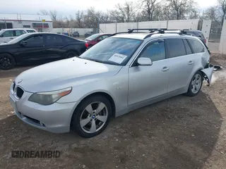 2006 BMW 5 Series 530xi with VIN WBANN73506CN01479, listed as a IAAI auction lot 40933082 with 200,464 mi miles and . Bid and sale history available at carsss.com. Image 17.