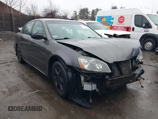 2005 Nissan Altima S z VIN 1N4AL11D55N470236, wystawiony jako IAAI lot #41770490 z przebiegiem 121 195 mil mil oraz . Historia ofert i sprzedaży dostępna na DreamBid. Obrazek 1.