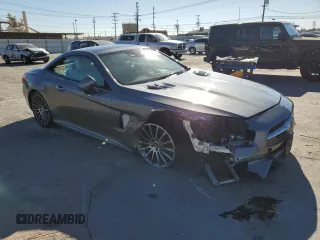 2019 Mercedes-Benz SL-Class SL 550 with VIN WDDJK7DAXKF055166, listed as a Copart auction lot 82319004 with 61,282 mi miles and Salvage Title. Bid and sale history available at carsss.com. Image 4.