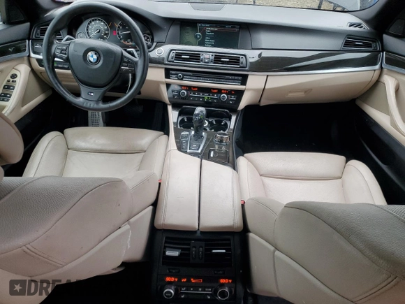 2012 BMW 5 Series 550i xDrive z VIN WBAFU9C54CC787576, wystawiony jako Copart lot #55934525 z przebiegiem 157 140 mil mil oraz Szkoda całkowita • Salvage title. Historia ofert i sprzedaży dostępna na DreamBid. Obrazek 8.