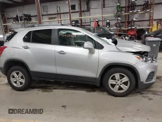 2019 Chevrolet Trax LT with VIN 3GNCJPSB8KL294102, listed as a IAAI auction lot 41431369 with Not Provided miles. Bid and sale history available at carsss.com. Image 13.