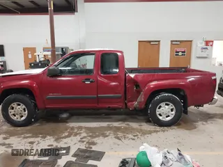2004 Chevrolet Colorado LS Z71 with VIN 1GCDT196048190573, listed as a IAAI auction lot 41344064 with 292,346 mi miles. Bid and sale history available at carsss.com. Image 15.