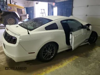 2014 Ford Mustang V6 with VIN 1ZVBP8AM4E5301222, listed as a Copart auction lot 88438055 with Not Provided miles and Salvage Title. Bid and sale history available at carsss.com. Image 3.
