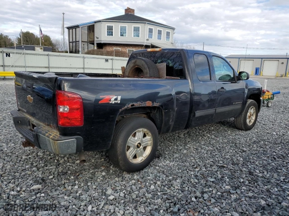 2012 Chevrolet Silverado 1500 LT with VIN 1GCRKSE75CZ348055, listed as a Copart auction lot 50696015 with 190,569 mi miles and Clean Title. Bid and sale history available at carsss.com. Image 3.
