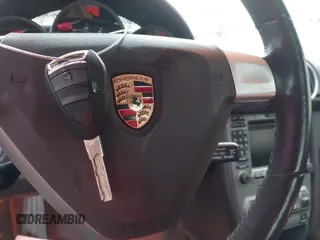 2006 Porsche Boxster с VIN WP0CA29866U710858, выставлен на аукционе IAAI как лот 41531596 с пробегом 131 849 миль миль и . История ставок и продаж доступна на DreamBid. Изображение 11.