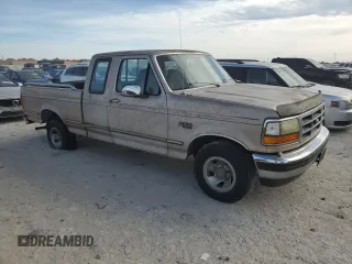 1993 Ford F-150 with VIN 1FTEX15N6PKA32381, listed as a Copart auction lot 82469904 with 0 mi miles and Clean Title. Bid and sale history available at carsss.com. Image 4.