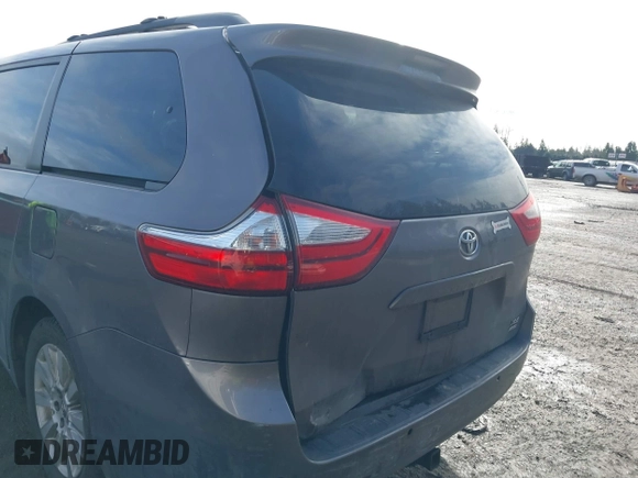 2015 Toyota Sienna Ltd with VIN 5TDDK3DC3FS124321, listed as a IAAI auction lot 41603367 with 120,922 mi miles. Bid and sale history available at carsss.com. Image 18.