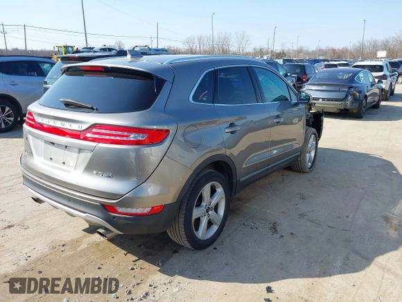 2016 Lincoln MKC Premier with VIN 5LMCJ1D98GUJ21055, listed as a IAAI auction lot 41747502 with 101,956 mi miles and . Bid and sale history available at DreamBid. Image 4.