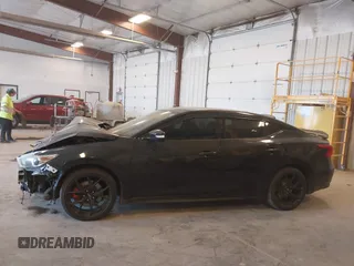 2016 Nissan Maxima SL z VIN 1N4AA6AP6GC393291, wystawiony jako IAAI lot #42104381 z przebiegiem 88 154 mil mil oraz . Historia ofert i sprzedaży dostępna na DreamBid. Obrazek 14.