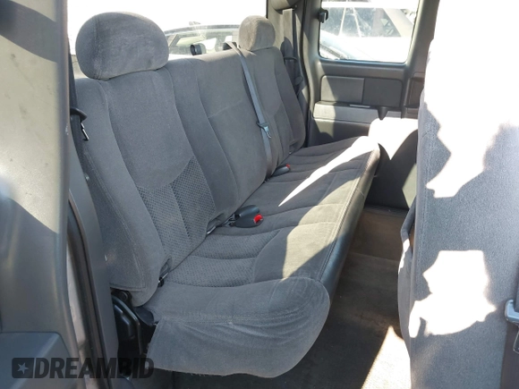 2006 Chevrolet Silverado 1500 Work Truck with VIN 1GCEC19X86Z240775, listed as a IAAI auction lot 41878620 with 198,686 mi miles. Bid and sale history available at carsss.com. Image 8.