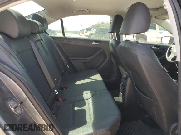 2012 Volkswagen Jetta Sedan SE w/Convenience & Sunroof with VIN 3VWDX7AJXCM323399, listed as a Copart auction lot 48966775 with 130,378 mi miles and Salvage Title. Bid and sale history available at carsss.com. Image 10.