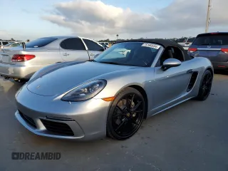 2019 Porsche 718 Boxster z VIN WP0CA2A89KS210405, wystawiony jako Copart lot #75160534 z przebiegiem Nie podano mil oraz Nie do naprawy • Non repairable. Historia ofert i sprzedaży dostępna na DreamBid. Obrazek 1.