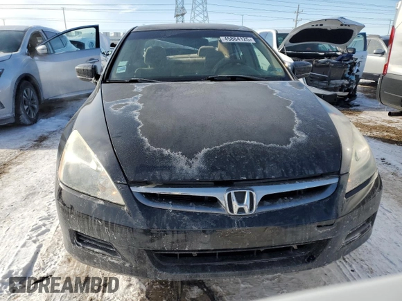2006 Honda Accord LX SE z VIN 1HGCM56326A033117, wystawiony jako Copart lot #52308625 z przebiegiem 137 419 mil mil oraz Nie do naprawy • Non repairable. Historia ofert i sprzedaży dostępna na DreamBid. Obrazek 5.