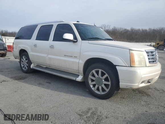 2005 Cadillac Escalade ESV z VIN 3GYFK66NX5G240695, wystawiony jako Copart lot #45814095 z przebiegiem 262 803 mil mil oraz Czysty tytuł • Clean title. Historia ofert i sprzedaży dostępna na DreamBid. Obrazek 4.