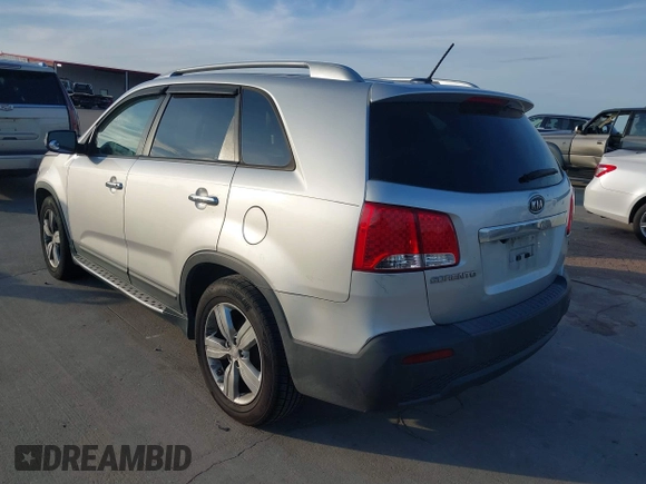 2012 Kia Sorento EX with VIN 5XYKU4A61CG248313, listed as a IAAI auction lot 41045751 with 164,192 mi miles. Bid and sale history available at carsss.com. Image 3.