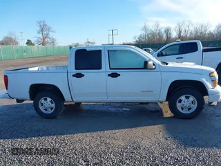 2005 Chevrolet Colorado 1SF LS Z71 with VIN 1GCDT136858110284, listed as a IAAI auction lot 41850640 with 86,501 mi miles. Bid and sale history available at carsss.com. Image 13.