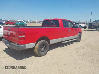 2006 Ford F-150 XL z VIN 1FTVX12546NB28124, wystawiony jako IAAI lot #42680259 z przebiegiem 175 641 mil mil oraz . Historia ofert i sprzedaży dostępna na DreamBid. Obrazek 4.