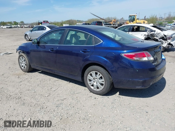 2010 Mazda 6 i Sport with VIN 1YVHZ8BH9A5M24754, listed as a IAAI auction lot 42103941 with 208,195 mi miles. Bid and sale history available at carsss.com. Image 3.