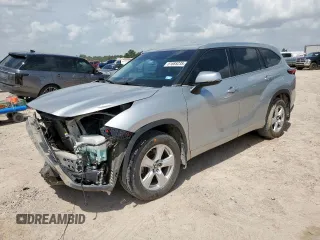 2021 Toyota Highlander L with VIN 5TDBZRBH3MS539544, listed as a Copart auction lot 61685235 with 84,266 mi miles and Salvage title. Bid and sale history available at DreamBid. Image 1.