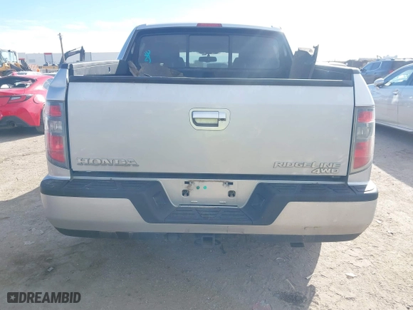 2014 Honda Ridgeline RTL with VIN 5FPYK1F5XEB008421, listed as a IAAI auction lot 41266050 with 86,490 mi miles. Bid and sale history available at carsss.com. Image 17.