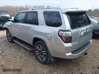 2014 Toyota 4Runner Limited with VIN JTEBU5JR4E5160461, listed as a IAAI auction lot 41960819 with 189,287 mi miles. Bid and sale history available at carsss.com. Image 3.