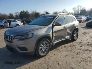 2021 Jeep Cherokee Latitude with VIN 1C4PJLCB0MD134368, listed as a Copart auction lot 86053164 with 64,513 mi miles and Salvage Title. Bid and sale history available at carsss.com. Image 1.