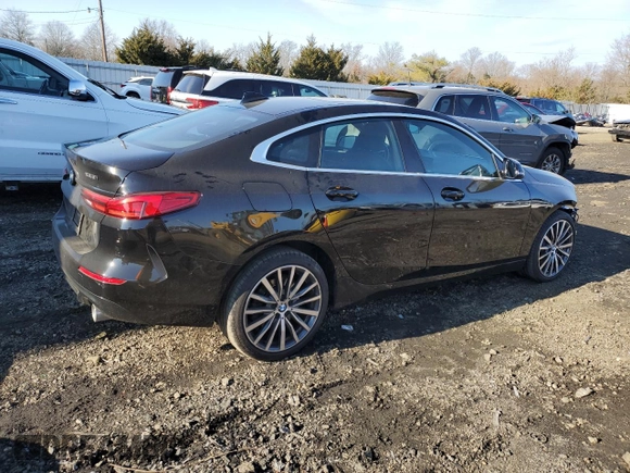 2021 BMW 2 Series 228i xDrive with VIN WBA73AK04M7J07572, listed as a Copart auction lot 81729513 with 24,211 mi miles. Bid and sale history available at carsss.com. Image 3.