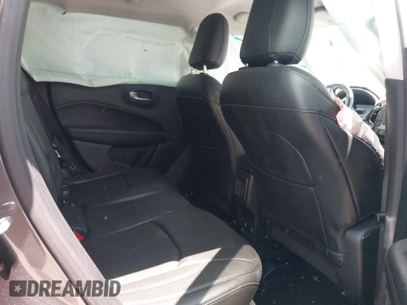 2018 Jeep Compass Latitude with VIN 3C4NJDBB0JT454598, listed as a IAAI auction lot 42318972 with 42,848 mi miles and . Bid and sale history available at DreamBid. Image 8.