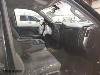 2018 Chevrolet Silverado 1500 LT with VIN 1GCVKREC1JZ311828, listed as a IAAI auction lot 41515677 with 177,667 mi miles. Bid and sale history available at carsss.com. Image 5.