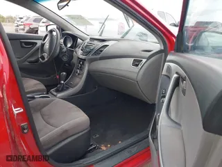 2016 Hyundai Elantra SE with VIN KMHDH4AE1GU523473, listed as a IAAI auction lot 41763590 with 195,597 mi miles. Bid and sale history available at carsss.com. Image 5.