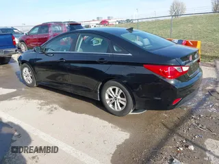2014 Hyundai Sonata GLS with VIN 5NPEB4AC0EH930779, listed as a IAAI auction lot 41844886 with 116,457 mi miles and . Bid and sale history available at carsss.com. Image 3.
