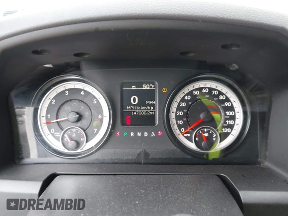 2015 Ram 1500 Express z VIN 1C6RR6KT6FS654450, wystawiony jako IAAI lot #41342835 z przebiegiem 147 336 mil mil oraz . Historia ofert i sprzedaży dostępna na DreamBid. Obrazek 7.