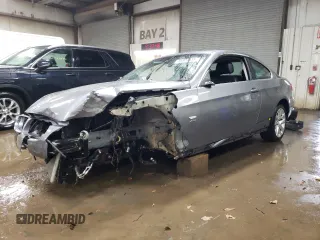 2011 BMW 3 Series 328i xDrive z VIN WBAKF3C51BE566798, wystawiony jako Copart lot #46803935 z przebiegiem Nie podano mil oraz Szkody całkowita. Historia ofert i sprzedaży dostępna na DreamBid. Obrazek 1.