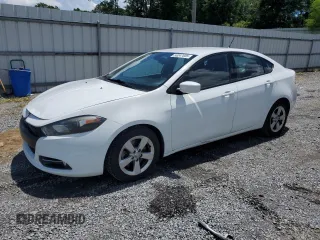 2015 Dodge Dart SXT z VIN 1C3CDFBB9FD309586, wystawiony jako Copart lot #56247605 z przebiegiem 120 897 mil mil oraz Szkoda całkowita • Salvage title. Historia ofert i sprzedaży dostępna na DreamBid. Obrazek 1.