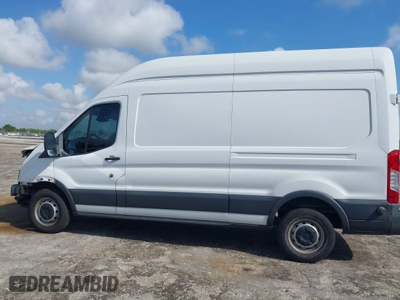 2018 Ford Transit with VIN 1FTYR2XM6JKA01981, listed as a IAAI auction lot 41898930 with 128,326 mi miles and . Bid and sale history available at DreamBid. Image 15.