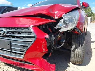 2019 Hyundai Accent SE z VIN 3KPC24A35KE064617, wystawiony jako IAAI lot #42345746 z przebiegiem 73 777 mil mil oraz . Historia ofert i sprzedaży dostępna na DreamBid. Obrazek 19.