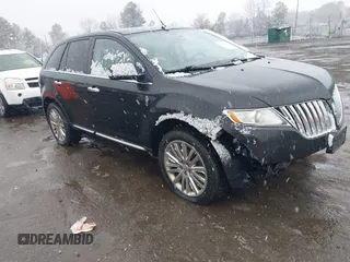 2011 Lincoln MKX with VIN 2LMDJ8JK9BBJ17736, listed as a IAAI auction lot 41508676 with 159,397 mi miles. Bid and sale history available at carsss.com. Image 1.