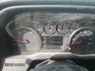 2024 GMC Sierra 3500HD Pro z VIN 1GT49SEY4RF276676, wystawiony jako Copart lot #73758974 z przebiegiem 17 307 mil mil oraz Szkoda całkowita • Salvage title. Historia ofert i sprzedaży dostępna na DreamBid. Obrazek 9.