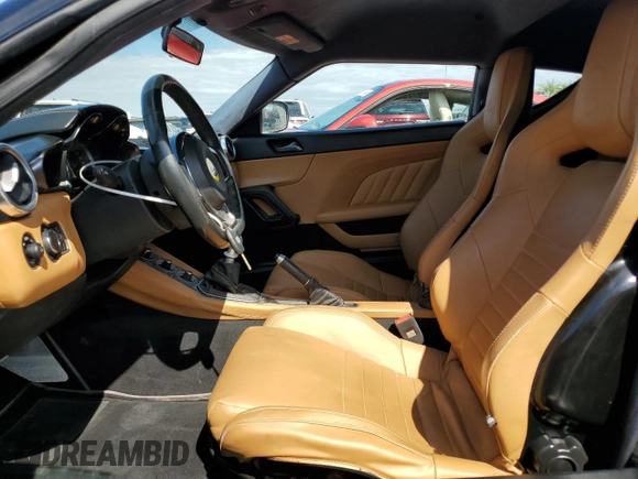 2017 Lotus Evora z VIN SCCLMDVN2HHA10606, wystawiony jako Copart lot #73696794 z przebiegiem 13 424 mil mil oraz Nie do naprawy. Historia ofert i sprzedaży dostępna na DreamBid. Obrazek 7.