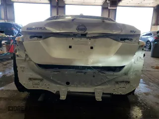 2024 Nissan Sentra SV z VIN 3N1AB8CV0RY273644, wystawiony jako Copart lot #56705495 z przebiegiem 10 581 mil mil oraz Szkoda całkowita • Salvage title. Historia ofert i sprzedaży dostępna na DreamBid. Obrazek 6.